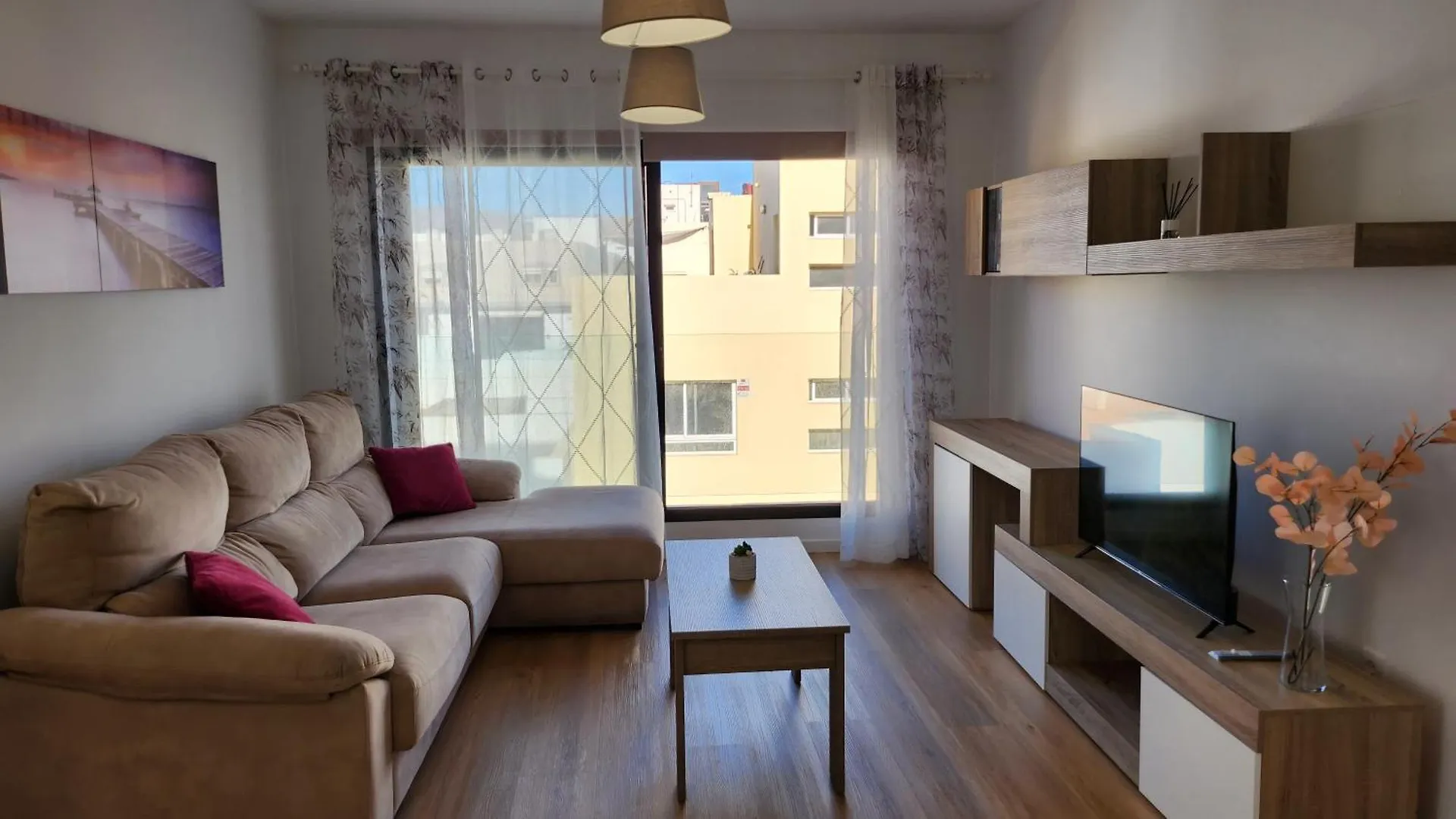 Neyluc Home 罗萨里奥港